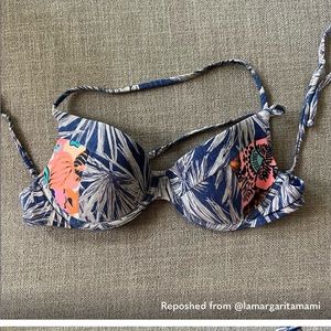 ISO  matching medium bottoms for this top